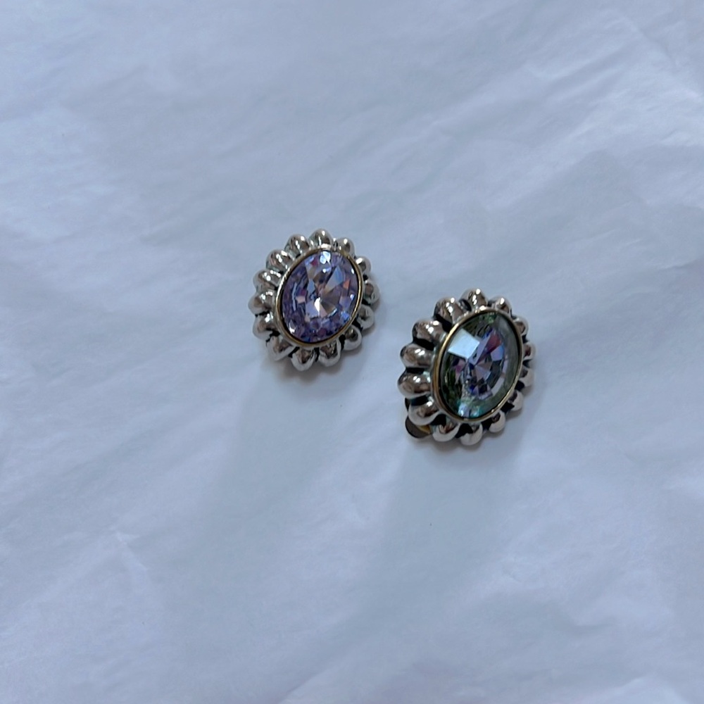 Vintage Clip On Earrings Lightweight Silver/Purple Stunning